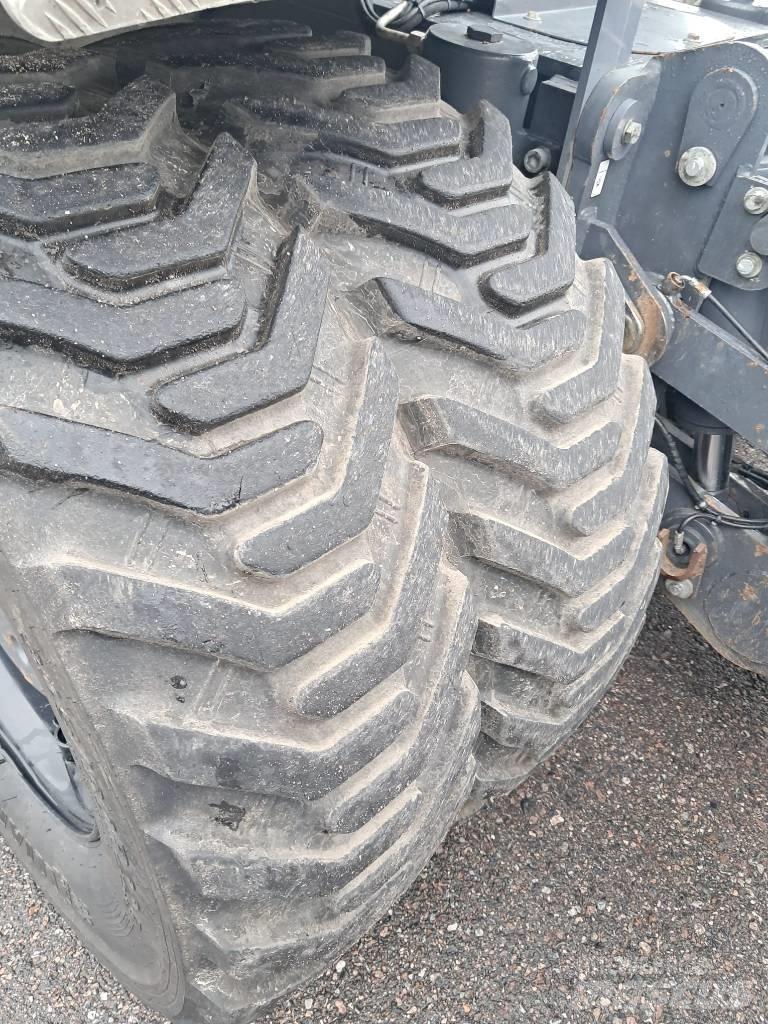 Doosan DX 165 W-5 ホイール式油圧ショベル（パワーショベル・ユンボ・バックホー）