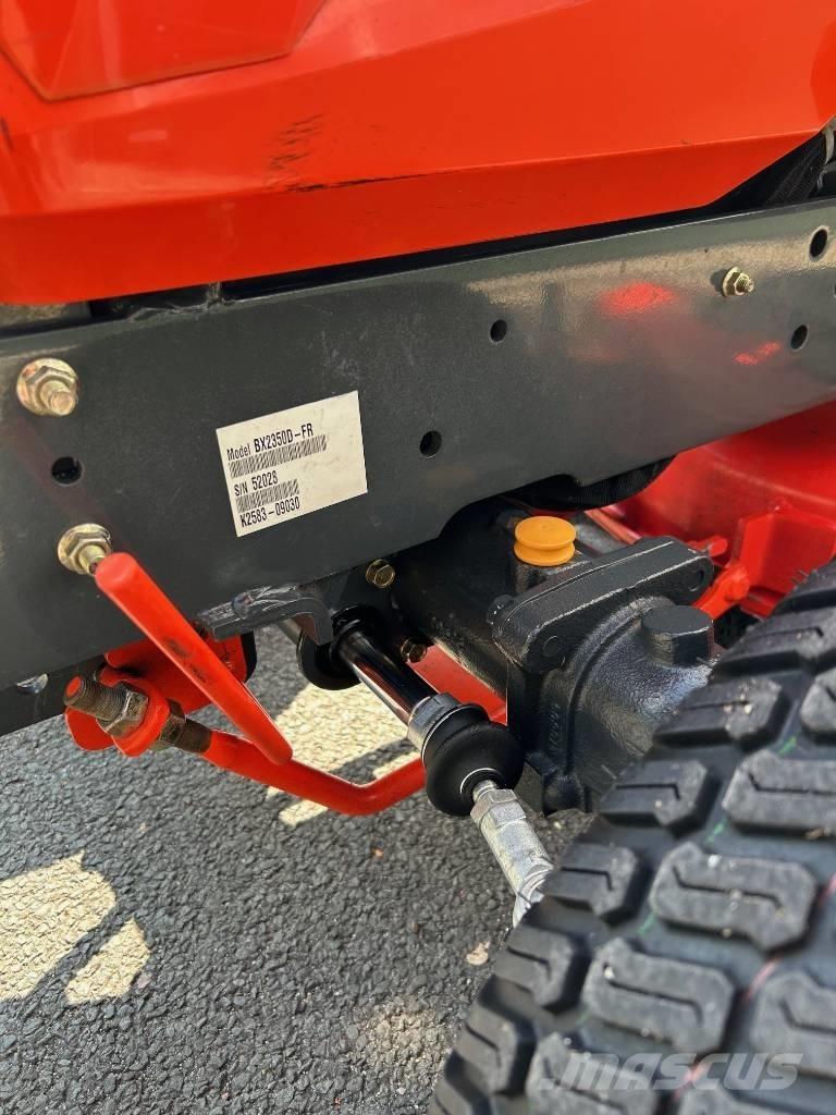 Kubota BX 2350 D コンパクトトラクター