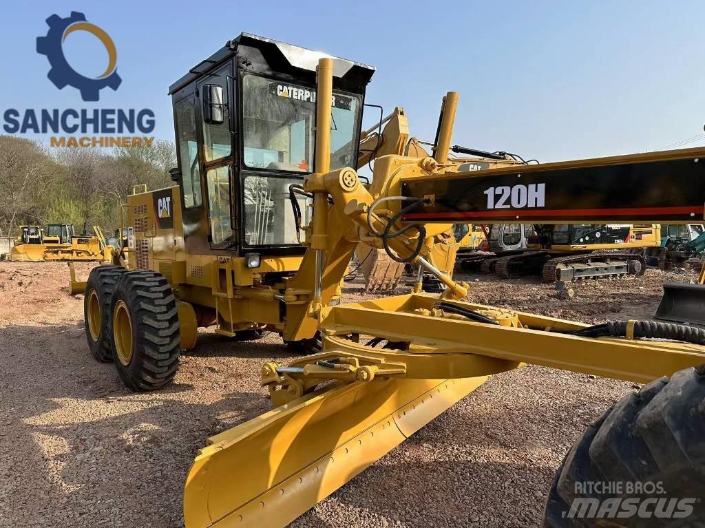CAT 120 H モーターグレーダー