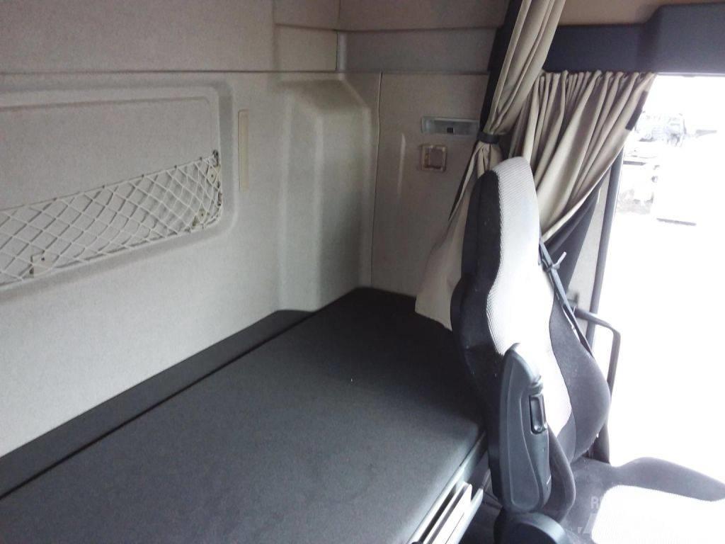 MAN TGX 18.460 XLX 中古トラクターヘッド | トレーラーヘッド