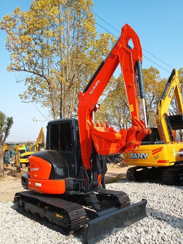 Kubota KX 165 ミニ油圧ショベル 7t以下（ミニユンボ・ミニディガー）