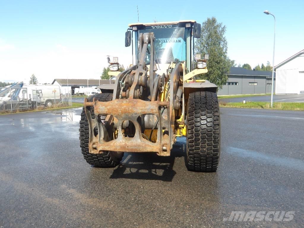 Volvo L 110 E バックホーローダー