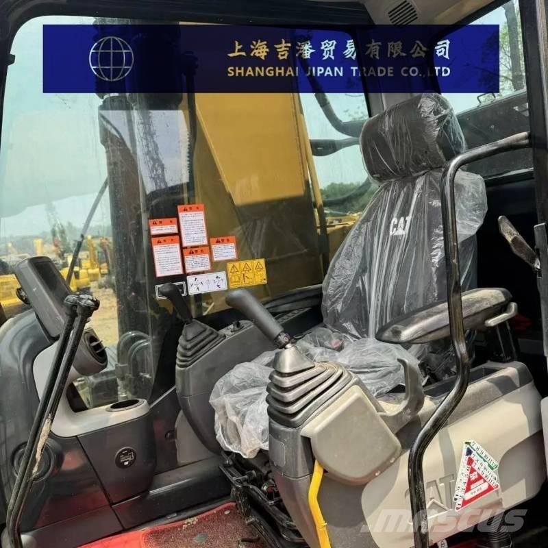 CAT 320 D 大型油圧ショベル12t以上（パワーショベル・ユンボ）
