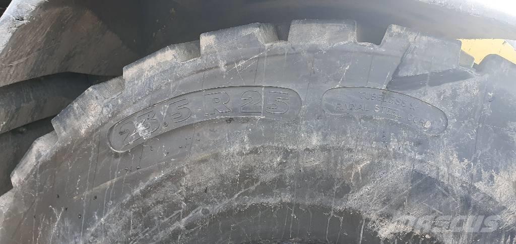 Liebherr L 556 ホイールローダー・タイヤショベル