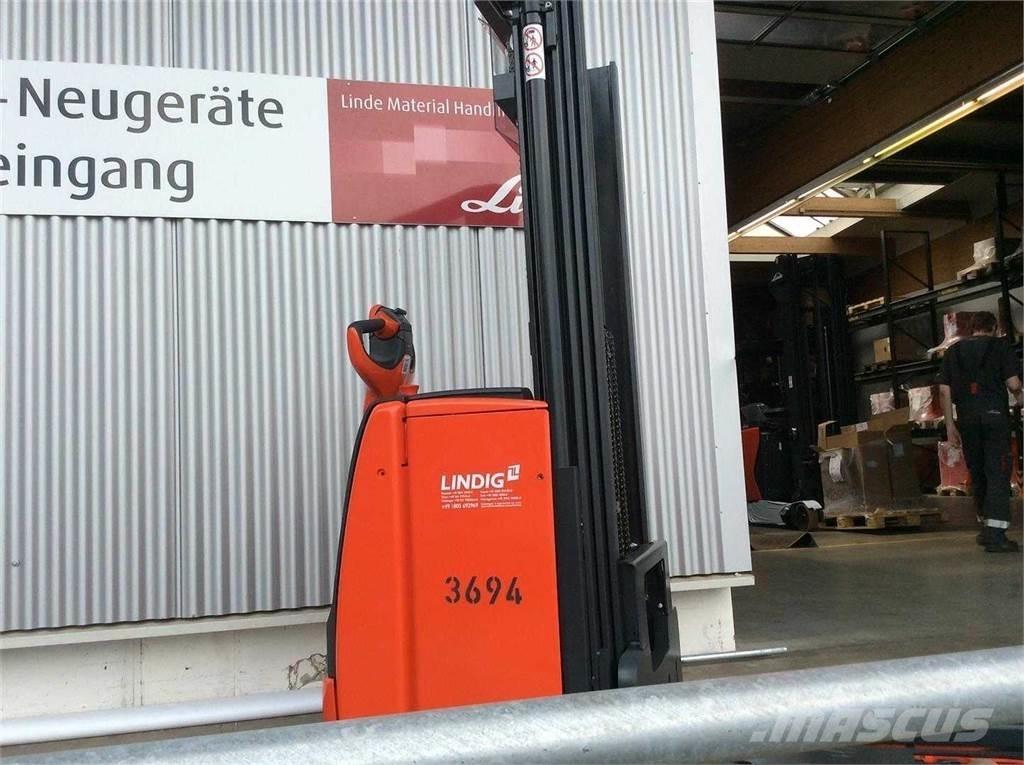 Linde L16I 自走式スタッカー