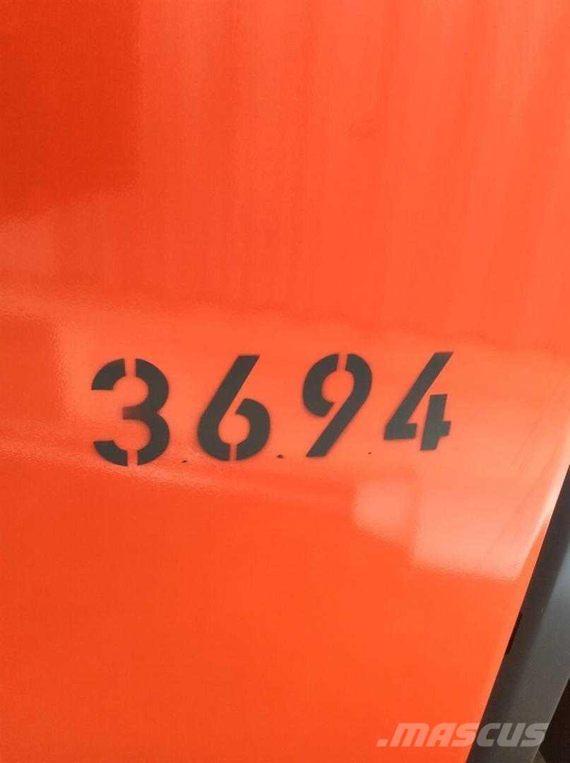 Linde L16I 自走式スタッカー