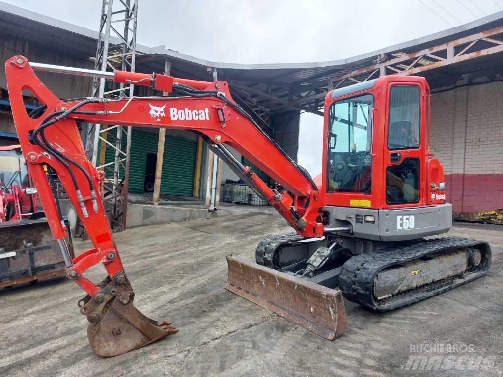 Bobcat E 50 EM ミニ油圧ショベル 7t以下（ミニユンボ・ミニディガー）