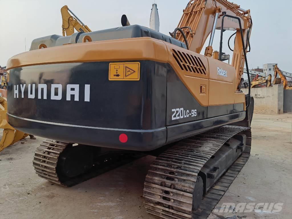 Hyundai 220LC-9S 大型油圧ショベル12t以上（パワーショベル・ユンボ）