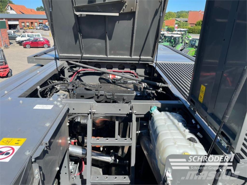 Fendt IDEAL 8 T コンバイン