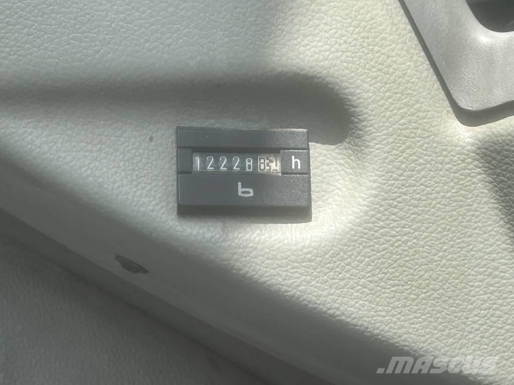 Liebherr 918 ホイール式油圧ショベル（パワーショベル・ユンボ・バックホー）