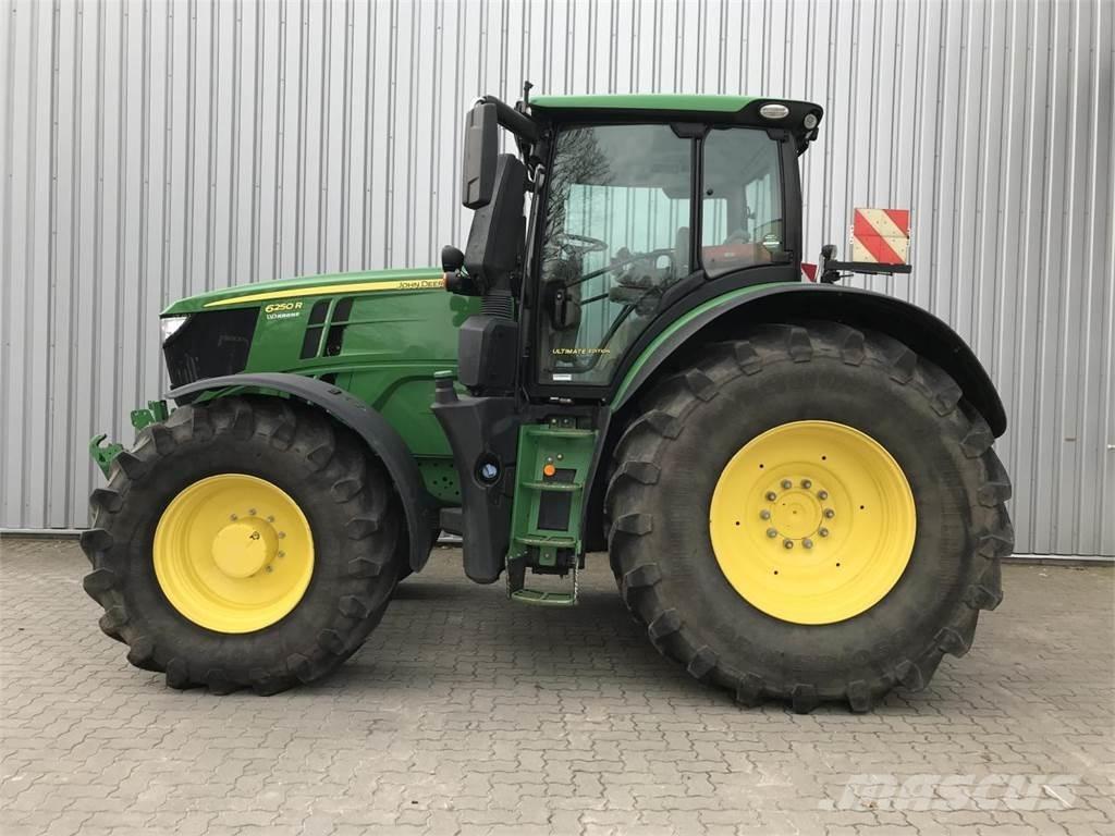 John Deere 6250R トラクター