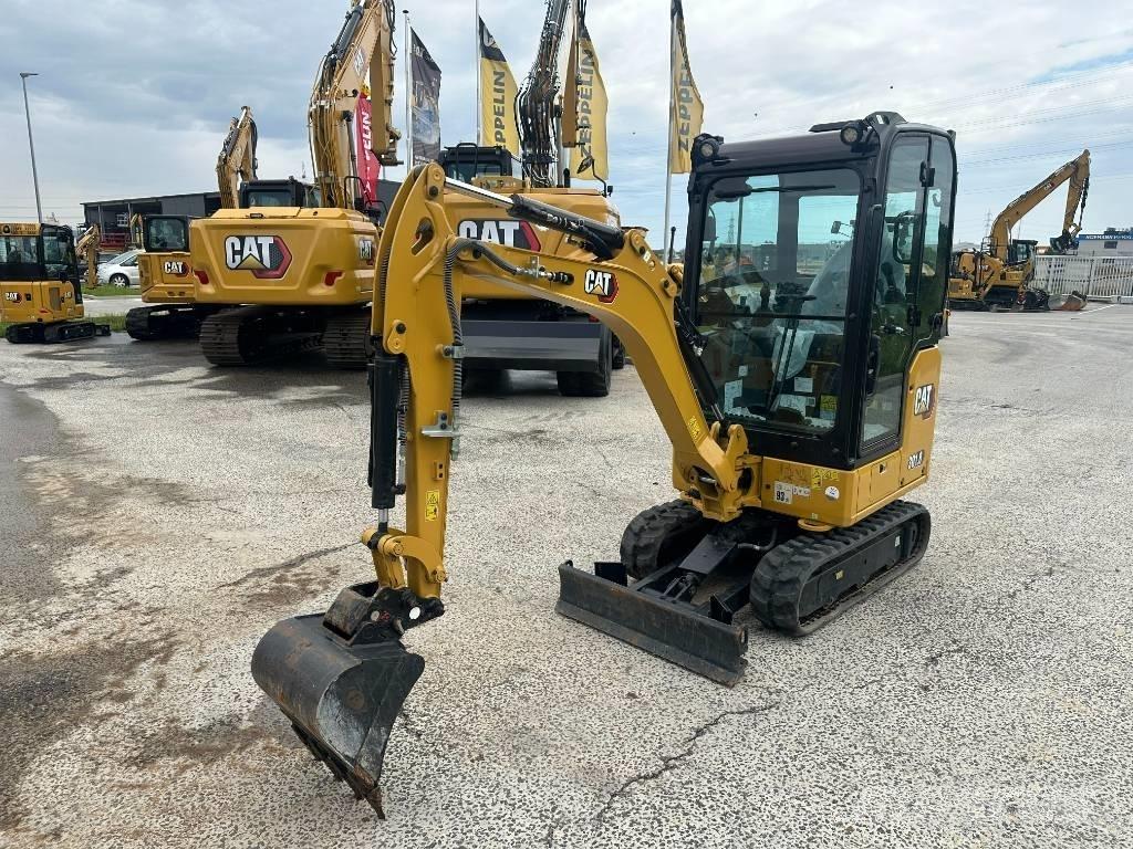 CAT 301.8 ミニ油圧ショベル 7t以下（ミニユンボ・ミニディガー）