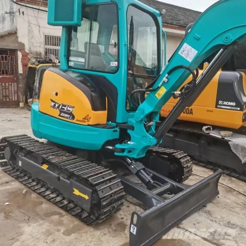 Kubota KX 135 大型油圧ショベル12t以上（パワーショベル・ユンボ）