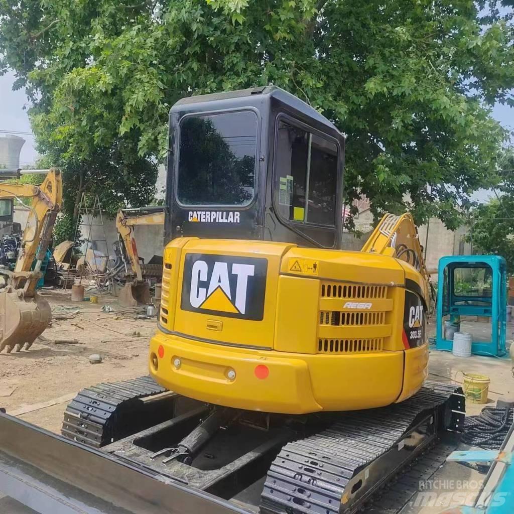CAT 303.5 E CR ミニ油圧ショベル 7t以下（ミニユンボ・ミニディガー）