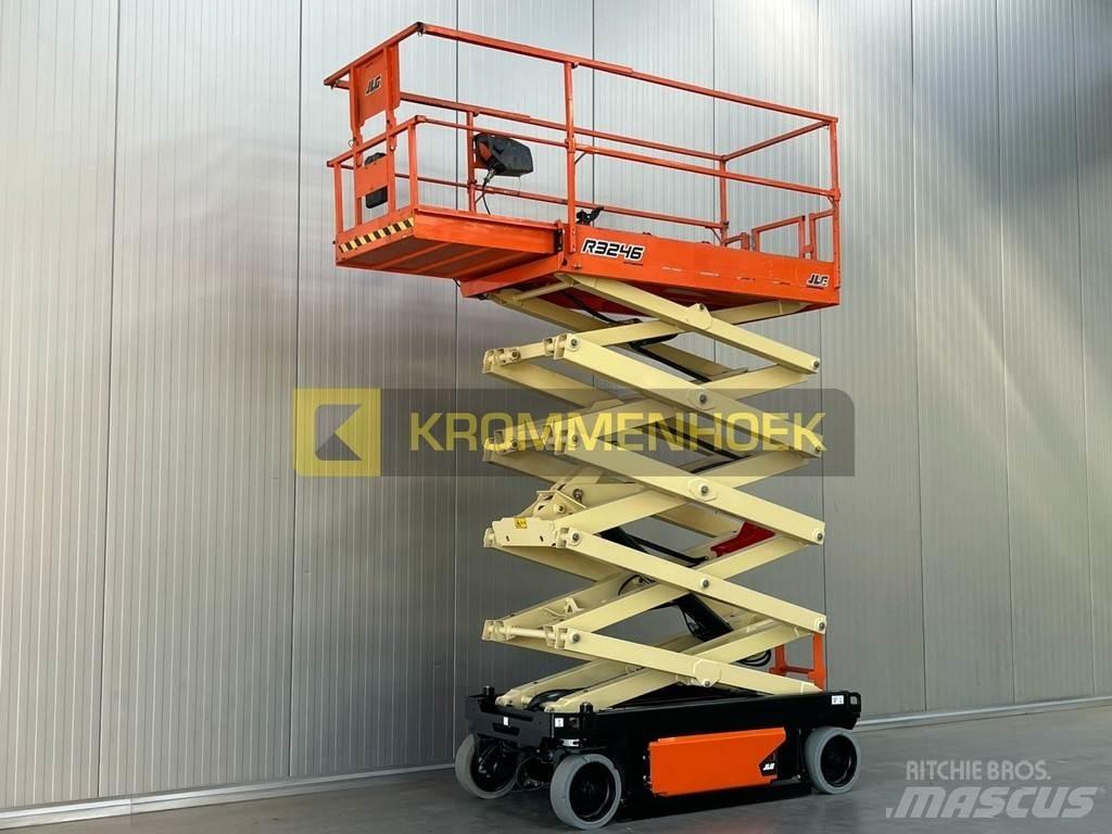 JLG R 3246 シザースリフト
