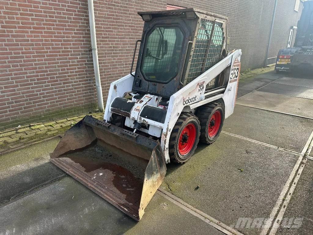 Bobcat 553 スキッドステアローダー