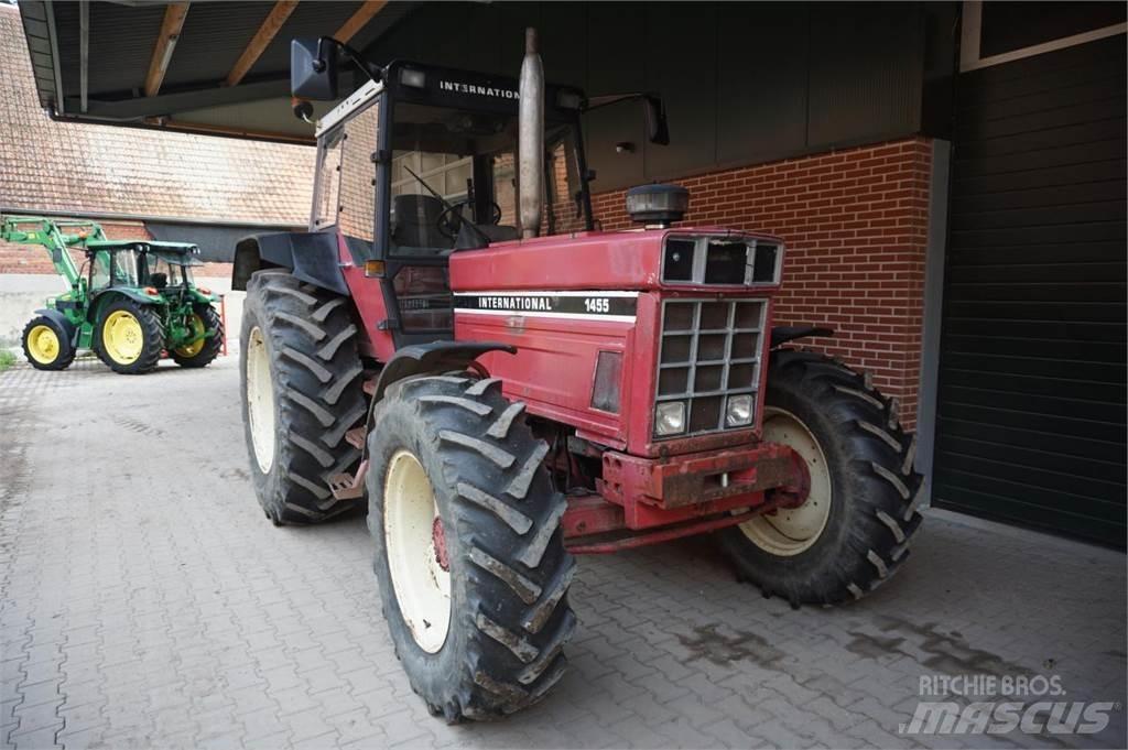 Case IH IHC 1455 トラクター