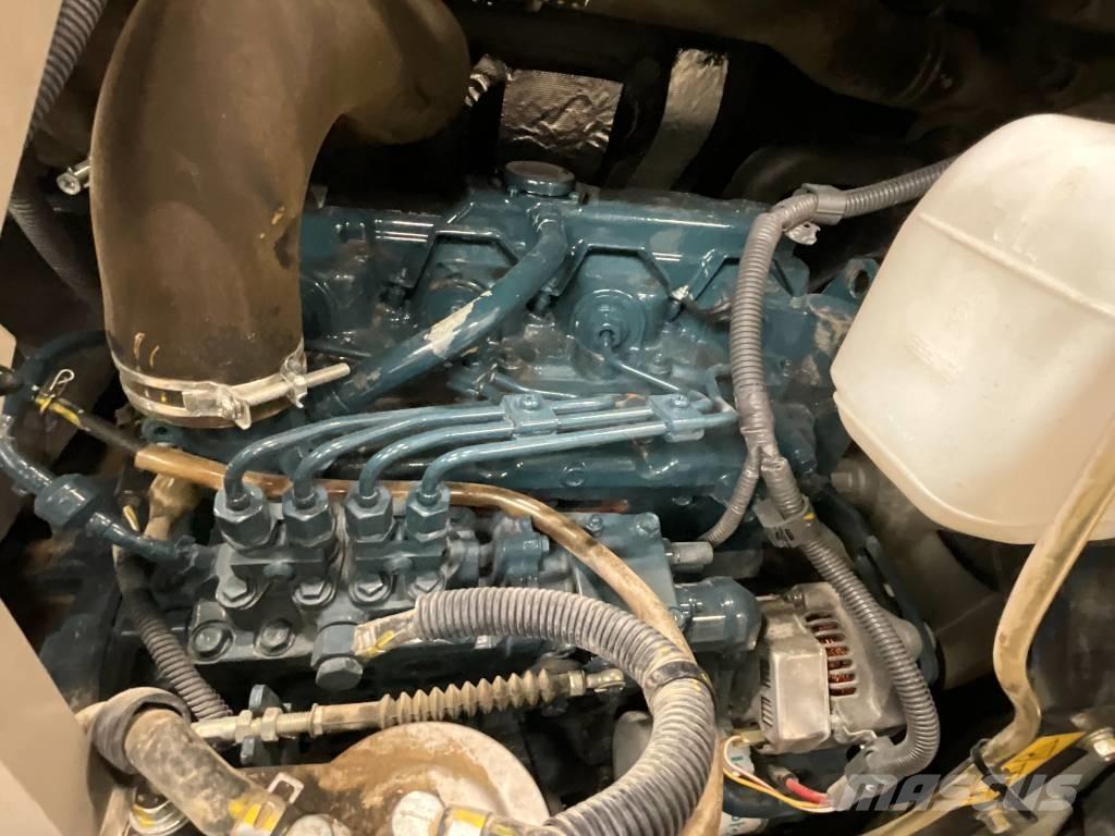 Kubota U 55-4 ミニ油圧ショベル 7t以下（ミニユンボ・ミニディガー）
