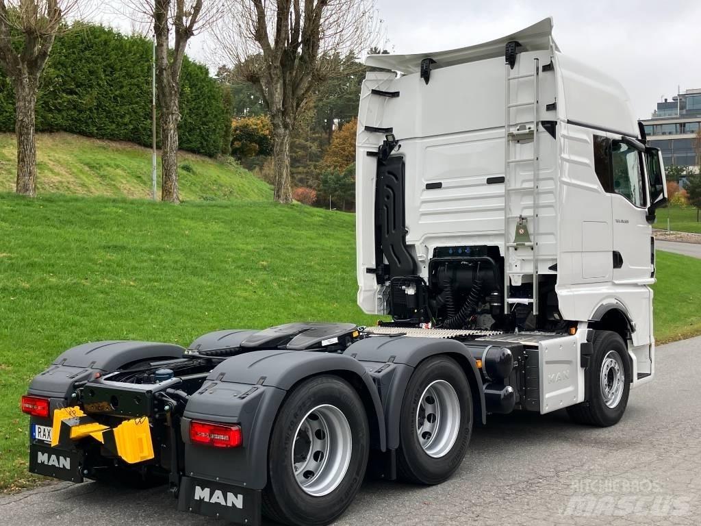 MAN TGX 28.520 中古トラクターヘッド | トレーラーヘッド