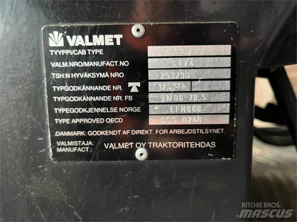 Valmet 6400 4.4 トラクター