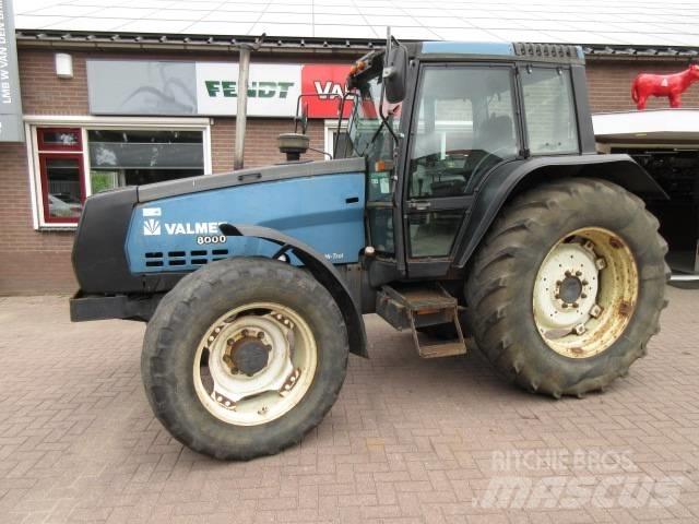 Valmet 8000 トラクター
