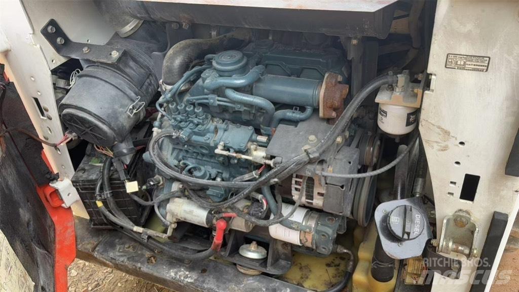 Bobcat S 550 スキッドステアローダー