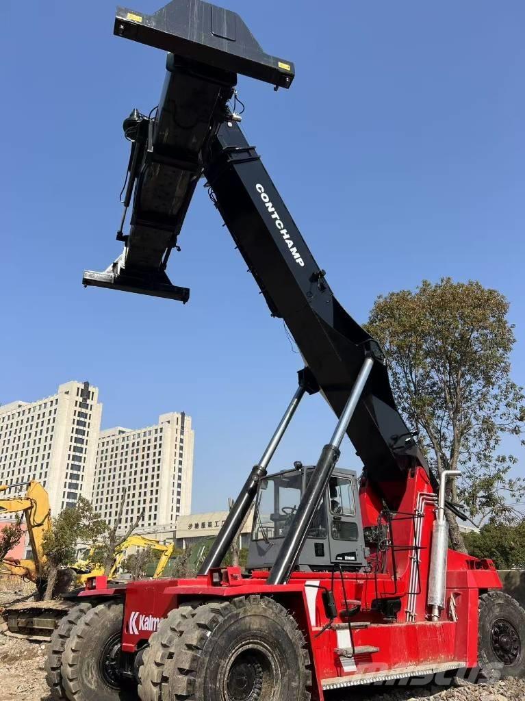 Kalmar DRT 450 リーチスタッカー