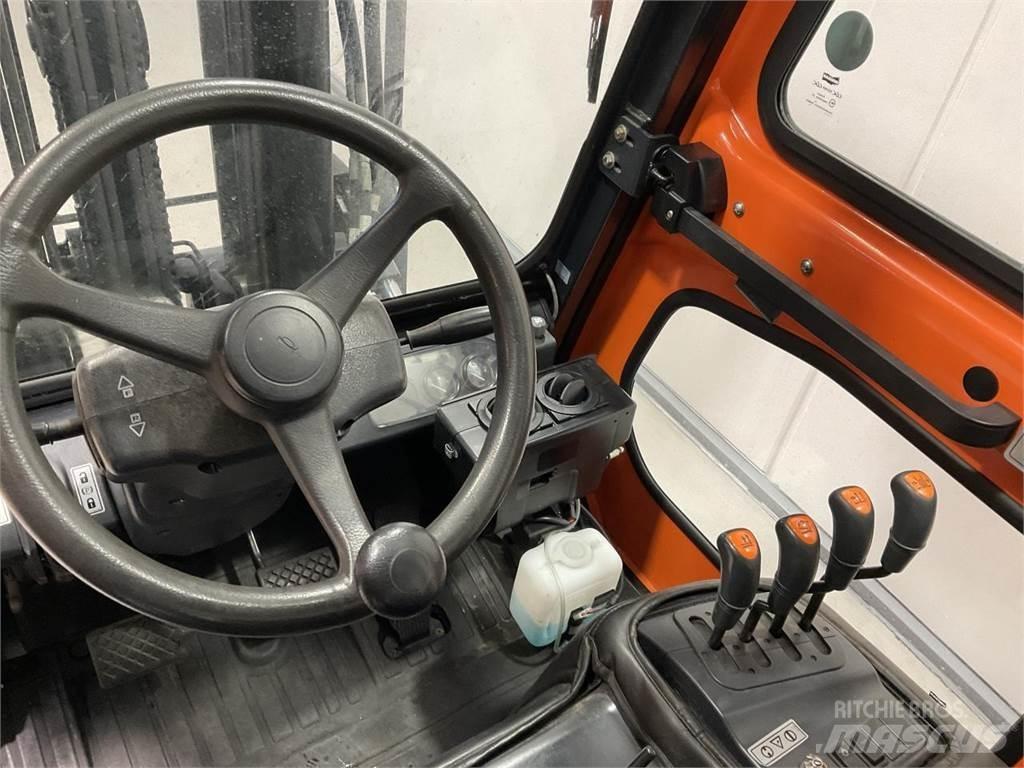 Doosan G30E-5 LPGフォークリフト