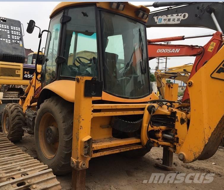 JCB 3CX バックホーローダー