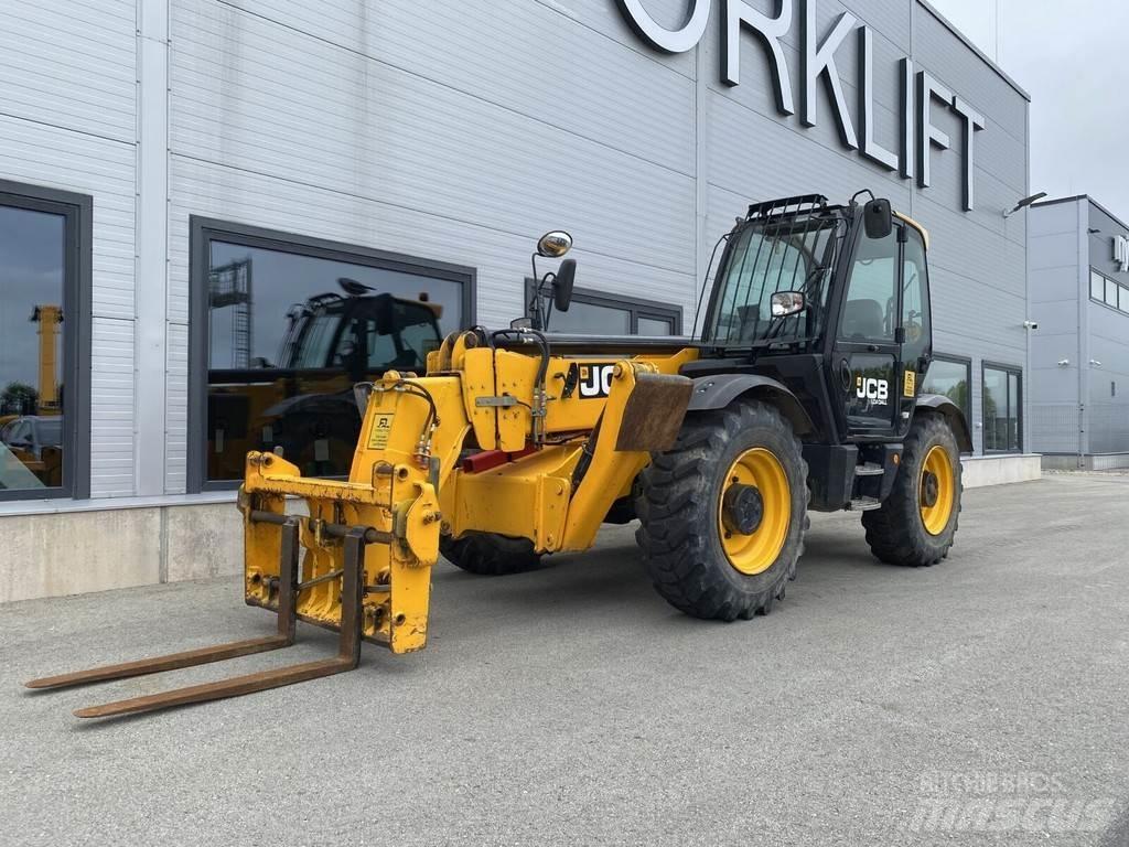 JCB 540-140 テレスコーピックハンドラー