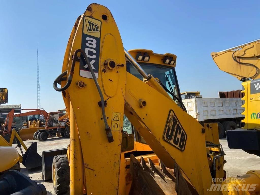 JCB 3 CX バックホーローダー