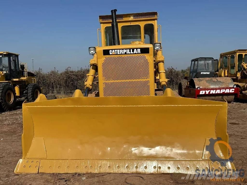 CAT D8K ブルドーザー