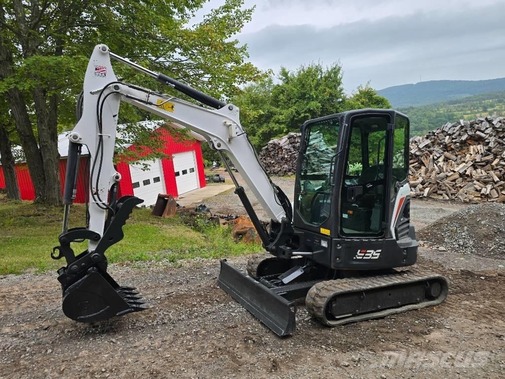 Bobcat E 35 ミニ油圧ショベル 7t以下（ミニユンボ・ミニディガー）