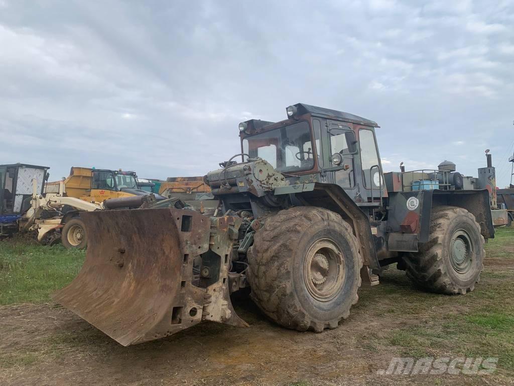 Zettelmeyer ZD3000 タイヤ式ブルドーザ