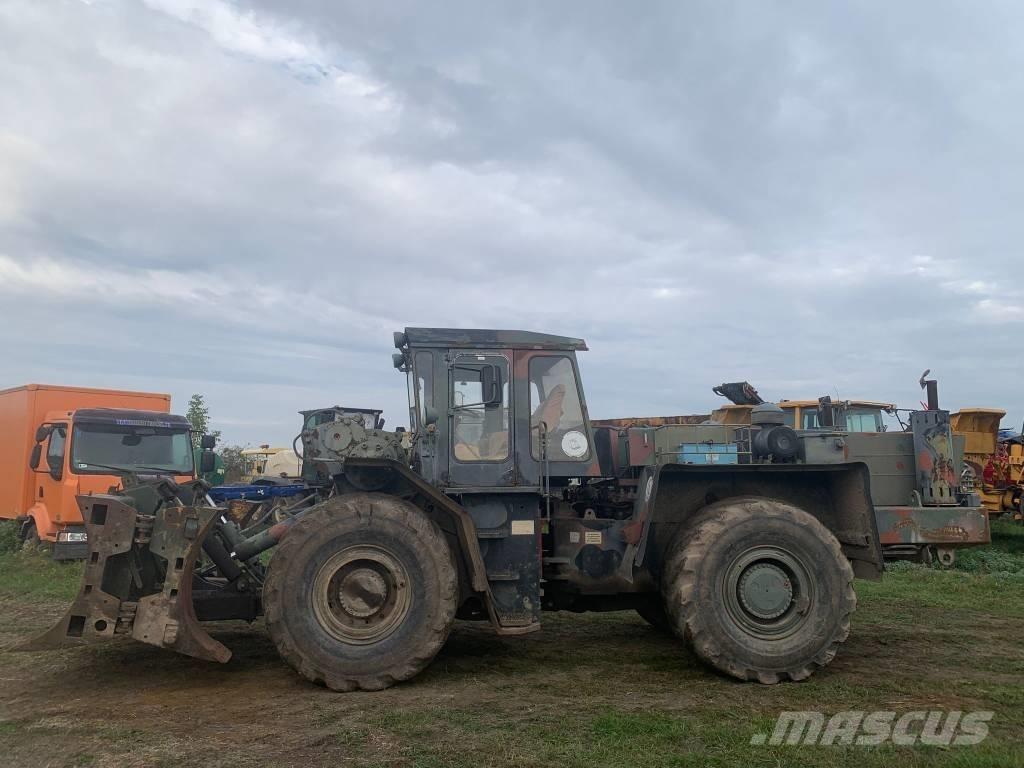 Zettelmeyer ZD3000 タイヤ式ブルドーザ