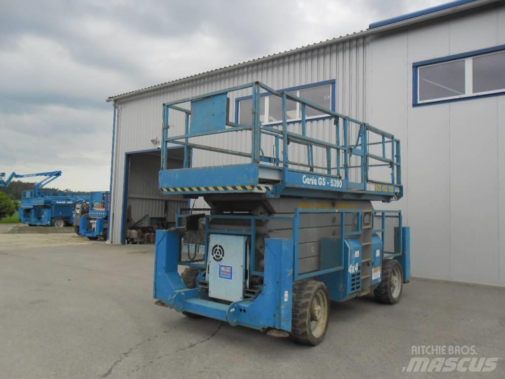 Genie GS 5390 RT シザースリフト