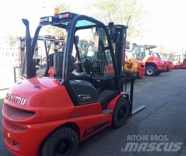 Manitou MI25D ラフターテレントラック