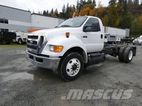 Ford F 650 キャブ付きシャーシ