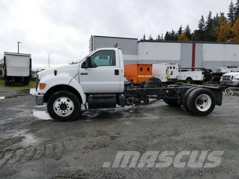 Ford F 650 キャブ付きシャーシ