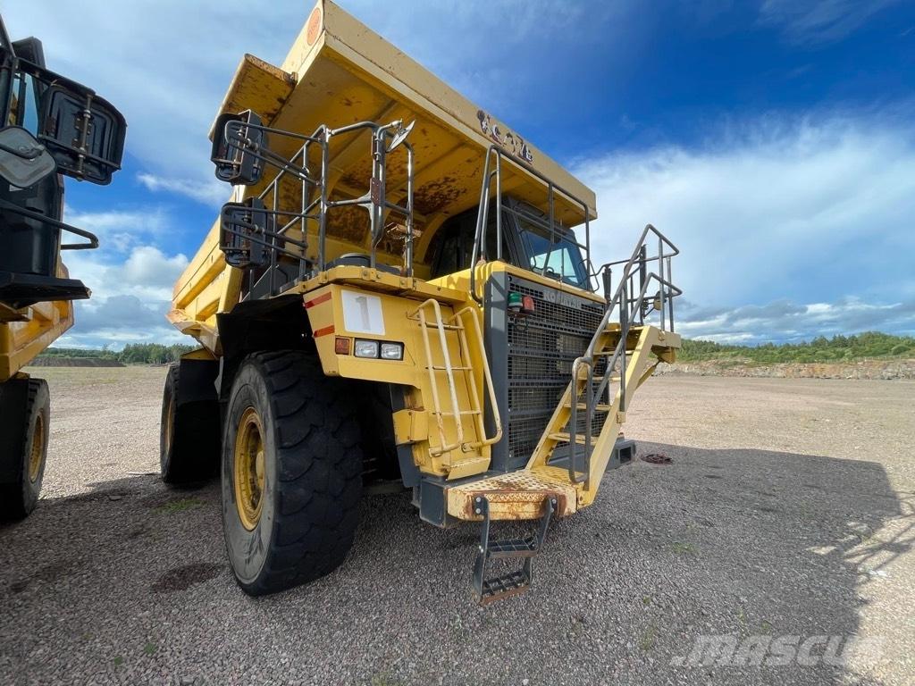 Komatsu HD 465-7 E0 リジットフレーム式ダンプトラック