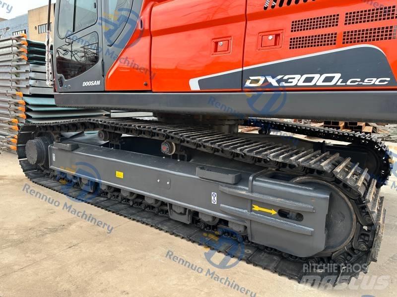 Doosan DX 300LC-9C 大型油圧ショベル12t以上（パワーショベル・ユンボ）