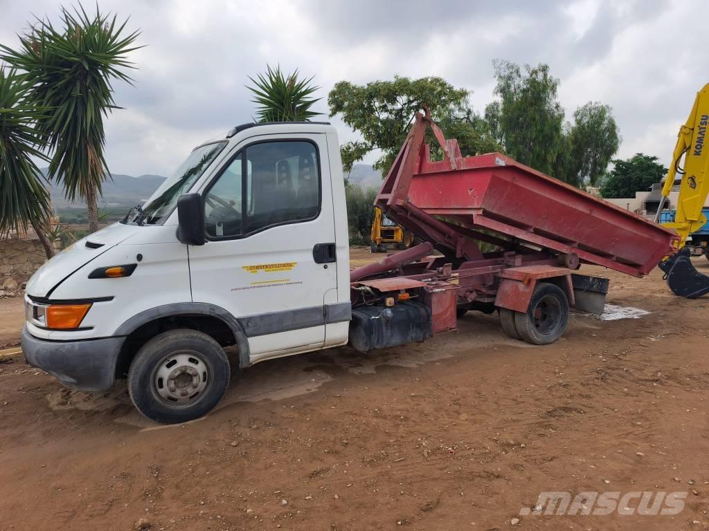 Iveco 35C 13 ピックアップ／ドロップサイド