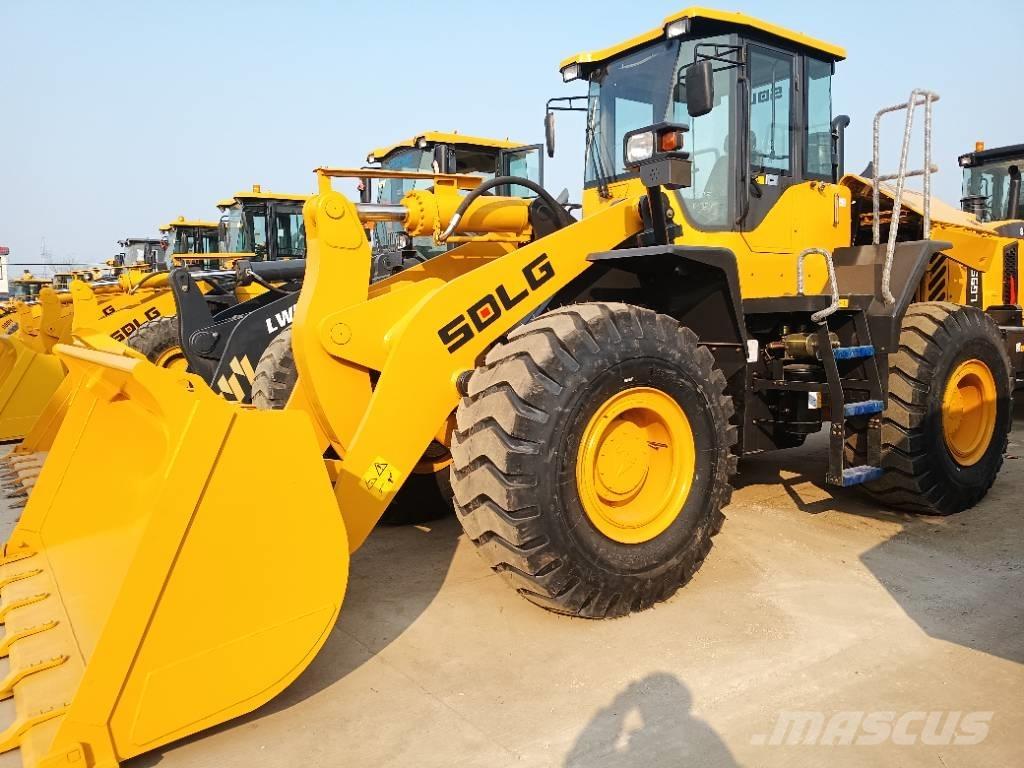  临工 956 ホイールローダー・タイヤショベル