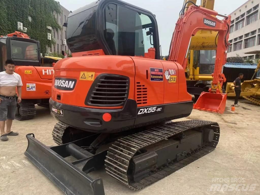Doosan DX 55-9C ミニ油圧ショベル 7t以下（ミニユンボ・ミニディガー）