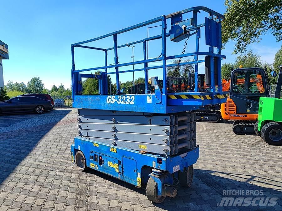 Genie GS-3232 シザースリフト