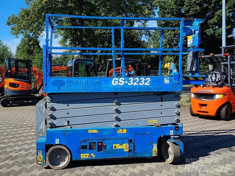 Genie GS-3232 シザースリフト