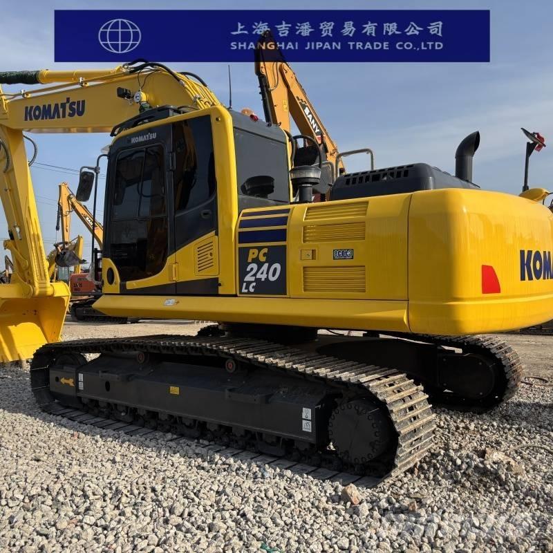 Komatsu PC 240 大型油圧ショベル12t以上（パワーショベル・ユンボ）
