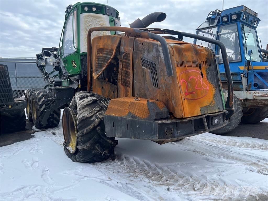 John Deere 1270G ハーベスター