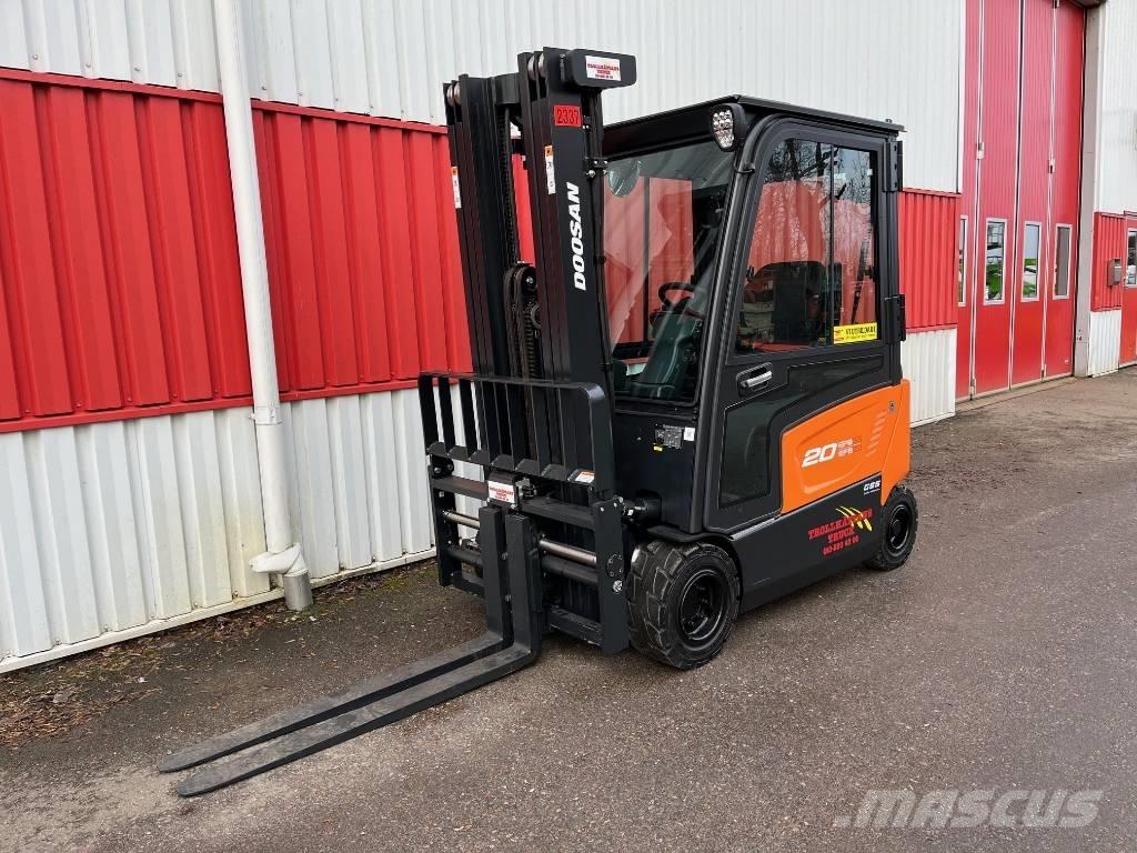 Doosan B 20 X-7 バッテリーフォークリフト