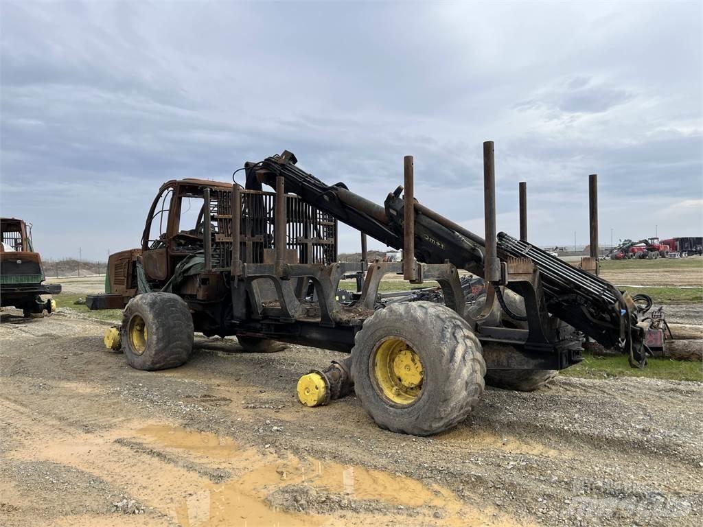 John Deere 1510E フォワーダー